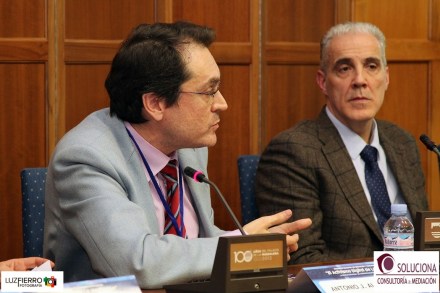 Antonio Jesus Almarza Garcia Abogado Ponencia Congreso Santander Febrero 2016